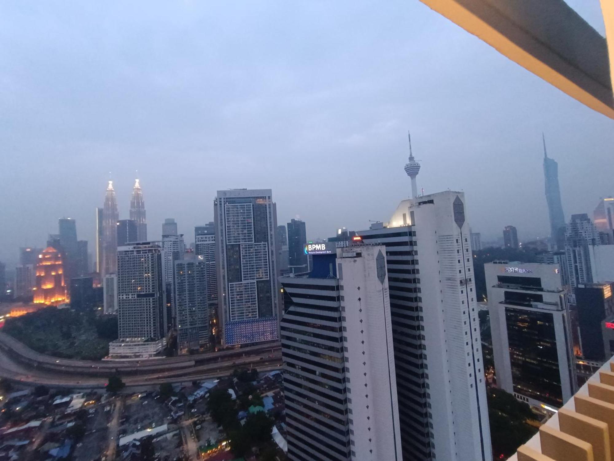 Cl 27a Insta Klcc View & Infinity Pool View * Kuala Lumpur